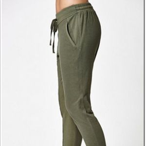 Kendall&Kylie Army Green Joggers